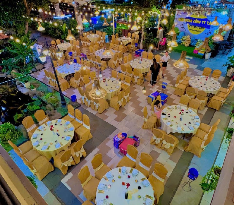 Suggested 10+ delicious, genuine, reasonably priced District 8 restaurants that you should try 8