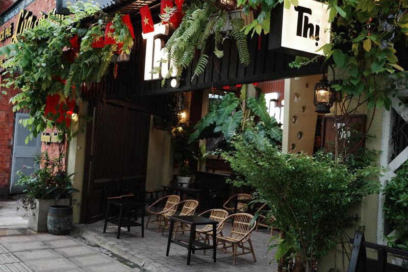 Nostalgia with 8 old Saigon cafes in the heart of the city 8