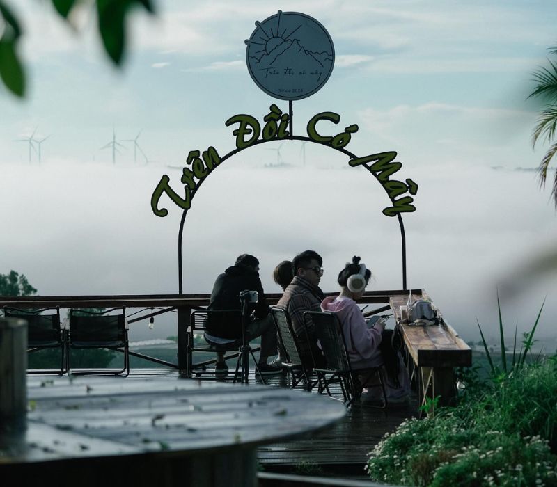 On Cloudy Hill Da Lat Coffee, a healing place in the middle of the pine forest 2