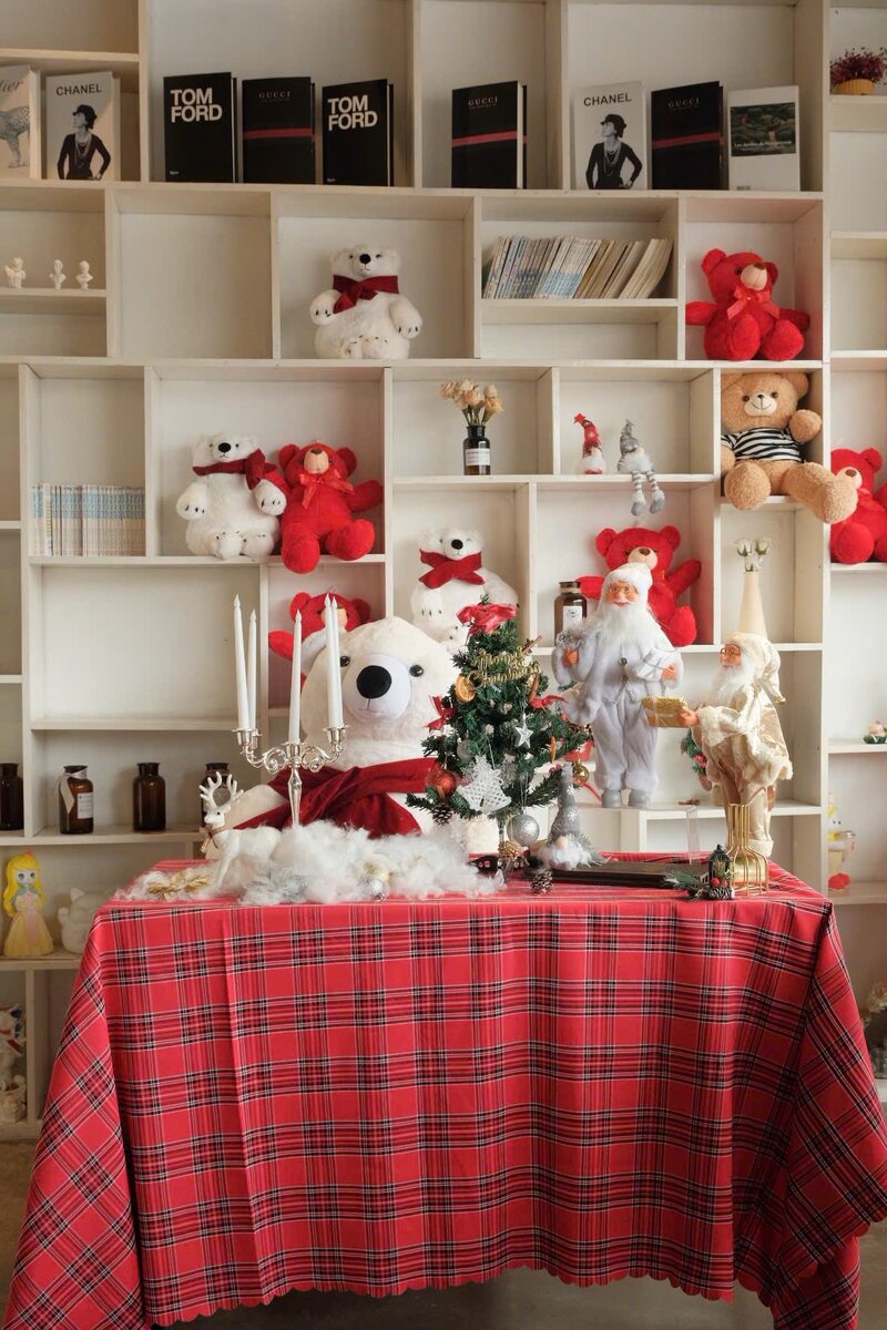 Alien Coffee: The first jellyfish aquarium cafe in Saigon 10