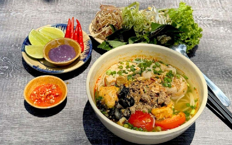 Suggested top 10 delicious Saigon dinner dishes that you should not miss 5
