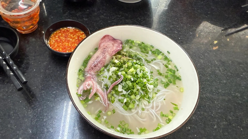 Da Nang Stir-fried Noodles: Experience the taste of the sea in the heart of District 6