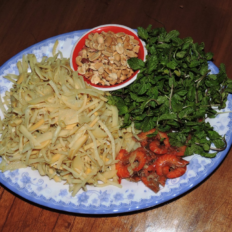 Top 15 famous and delicious Quang Nam specialties that you must try 8