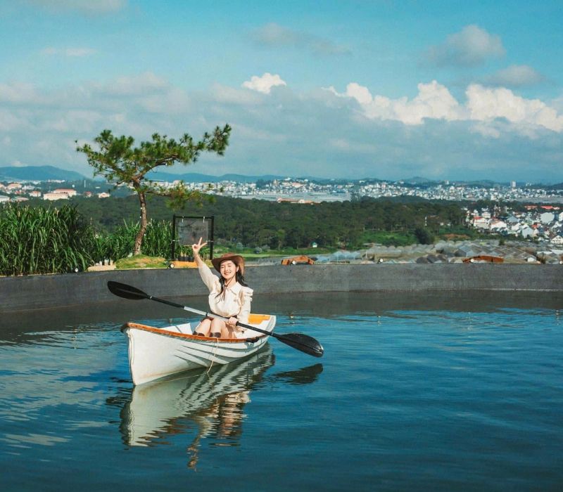 Da Lat Cloud Lake Cafe: Review AZ experience of cloud hunting and virtual living 6