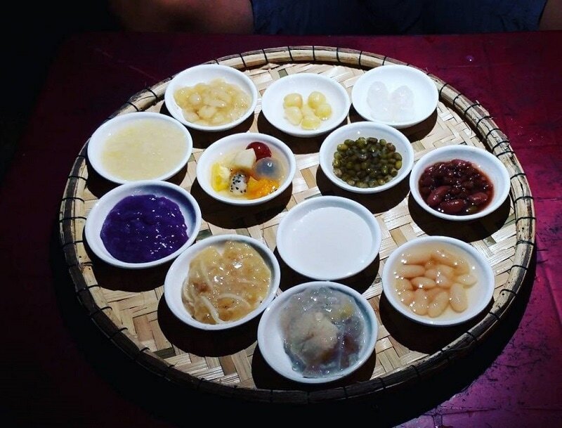 Hue food tour: A journey to understand Hue with your own taste buds 10