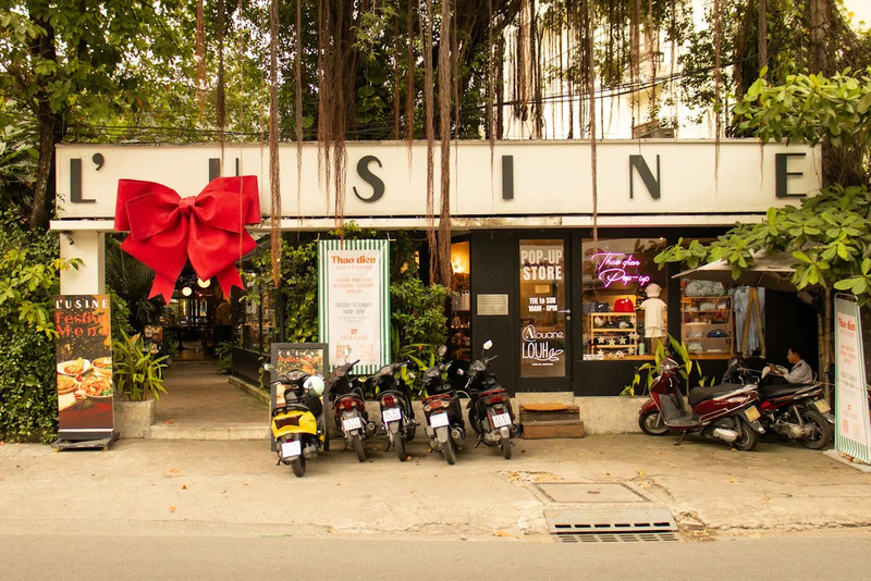 Visit L'Usine to experience the artistic concept store cafe 7