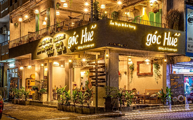 Top 10 restaurants with authentic Hue dishes in the heart of Saigon 2