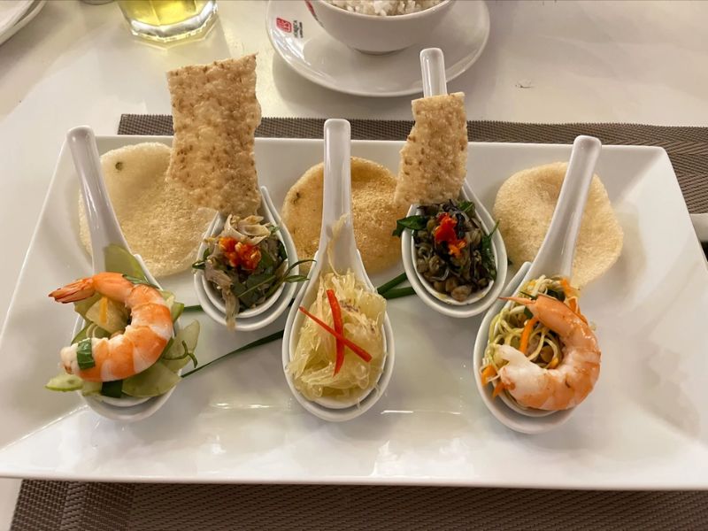 Suggested 5 Hue restaurants in District 3 that are loved by many diners 3