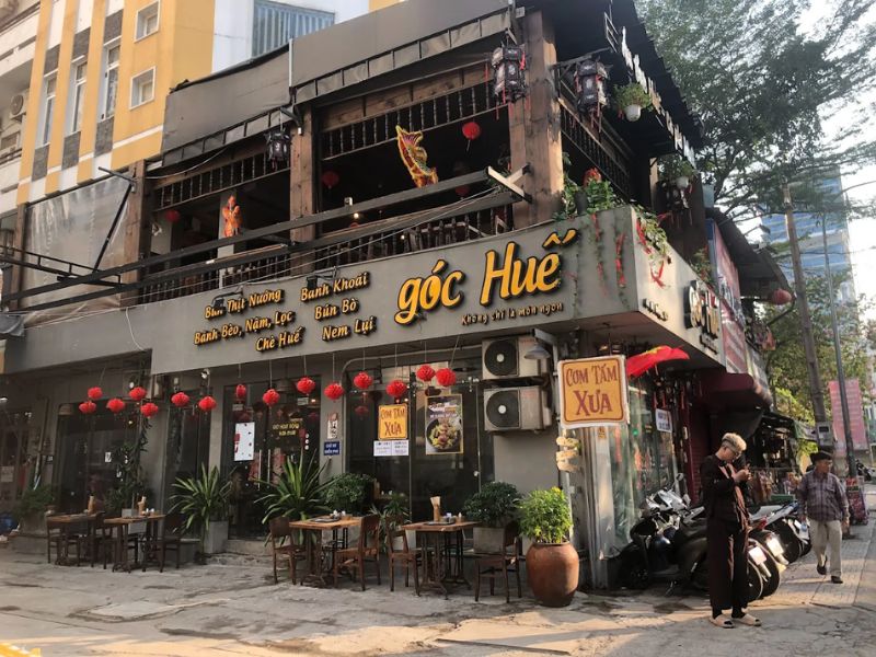 Suggested 5 Hue restaurants in District 3 that are loved by many diners 2