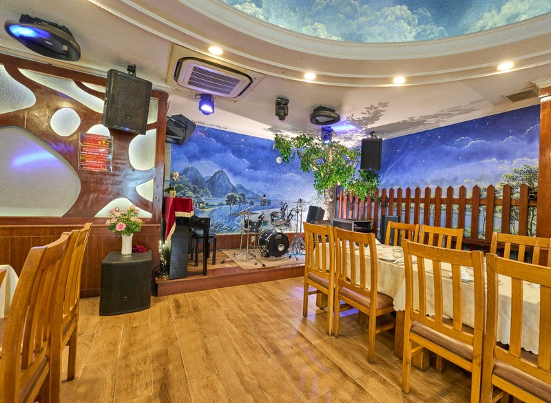 Son Thuy Restaurant, where the quintessence of Vietnamese cuisine converges 4