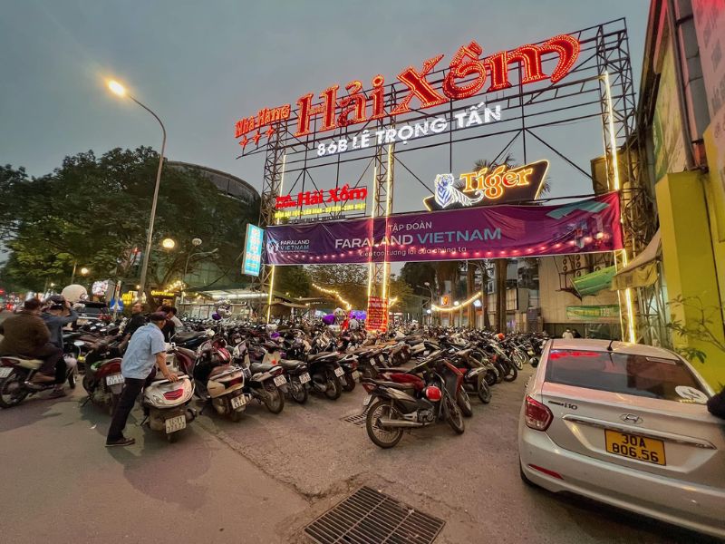 Top 8 ideal beer bars in Hanoi to hang out with friends 3