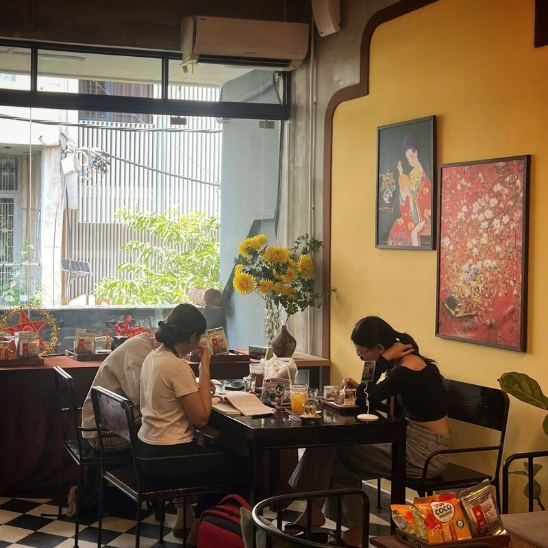 Tonkin Specialty Coffee: Premium egg coffee in the heart of Saigon 14