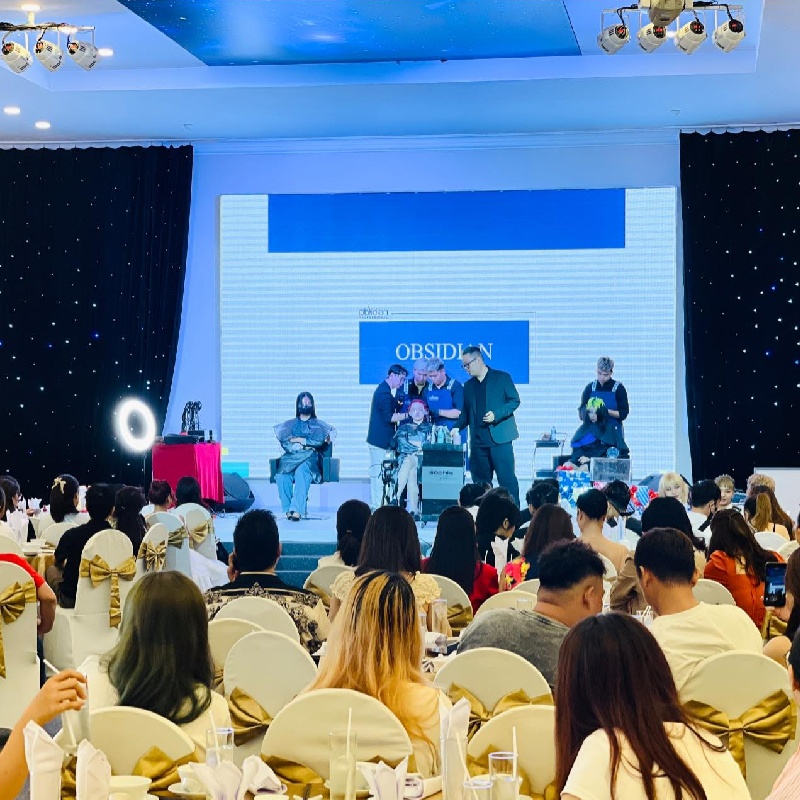 Detailed review of A Dong Riverside 8 wedding convention center