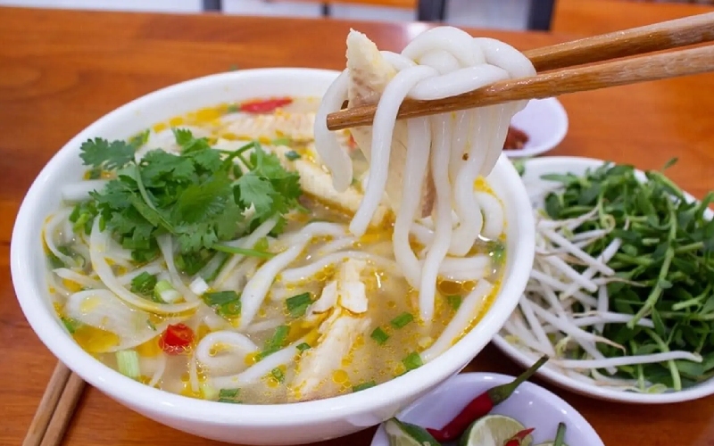 What's special about Dalat noodle soup? Top 10 most famous restaurants 4