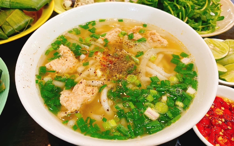 What's special about Dalat noodle soup? Top 10 most famous restaurants 5