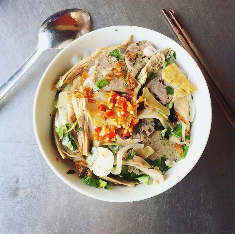 Top 8 delicious and most crowded chicken nuggets in Dalat 4