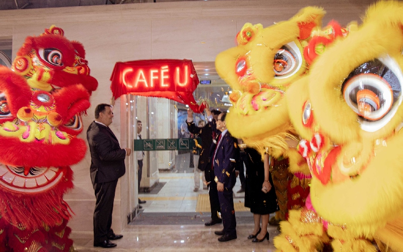 Cafe U: Coffee shop directly connected to the metro in the heart of District 14