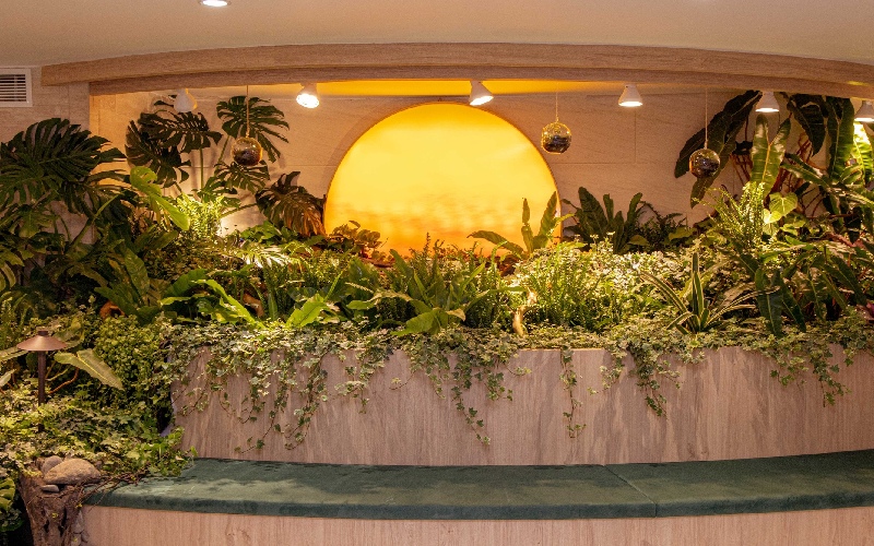 Cafe U: Coffee shop directly connected to the metro in the heart of District 1 6