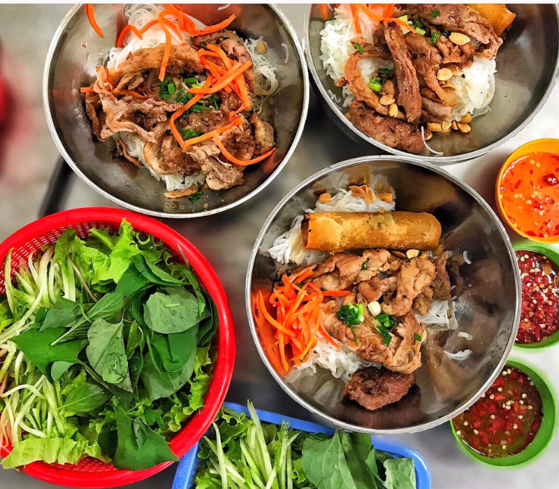 Top popular breakfast restaurants in Saigon that cannot be missed 6