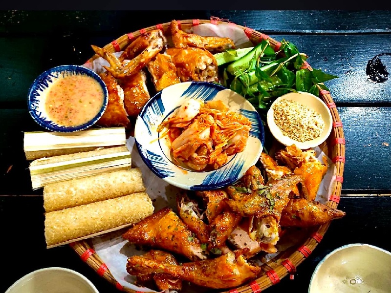 Top 10 grilled chicken and lam rice restaurants in Da Lat that captivate tourists 5