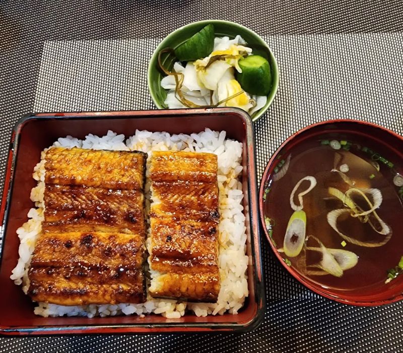 8 delicious Saigon eel rice restaurants that cannot be missed 6